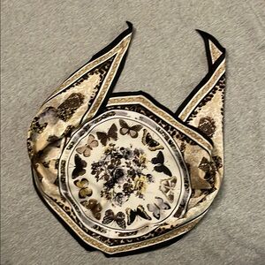 Vince Camuto Cream and Black Luxe Scarf